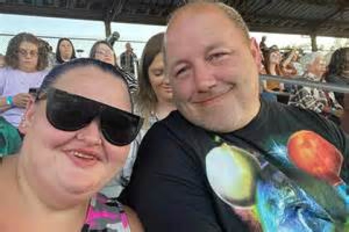 ‘1000-Lb. Sisters’ Star Amy Slaton Reveals New Boyfriend Tony Rodgers – Hollywood Life