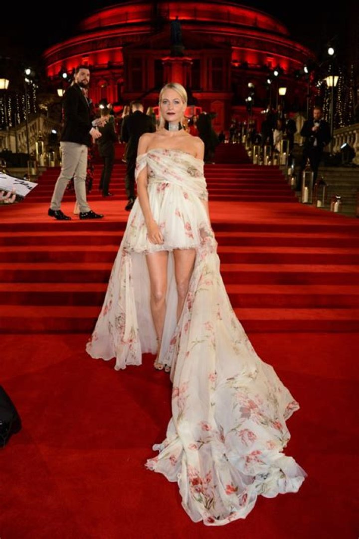 2017 British Fashion Awards Red Carpet Photos — PICS