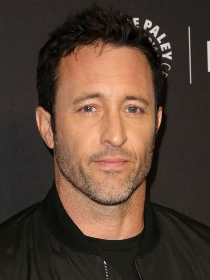 Alex O'Loughlin Height, Weight, Age, Spouse, Family, Facts, Biography
