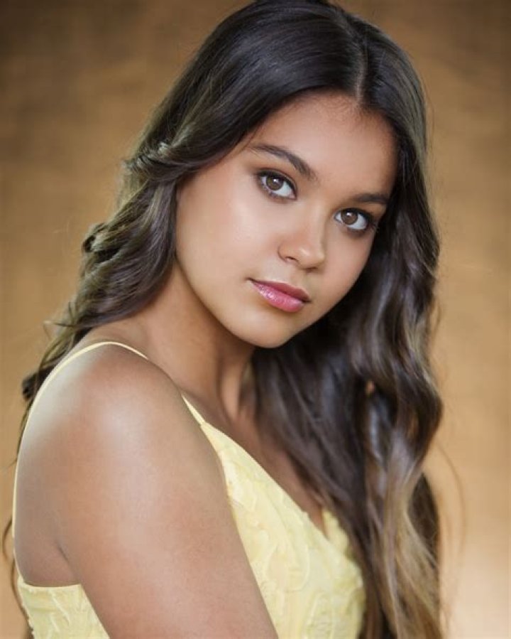 Alexa Curtis Height, Weight, Age, Body Statistics