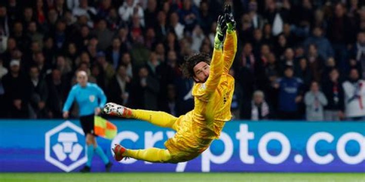 Alison Becker Enfance Story Plus Untold Biographie Faits