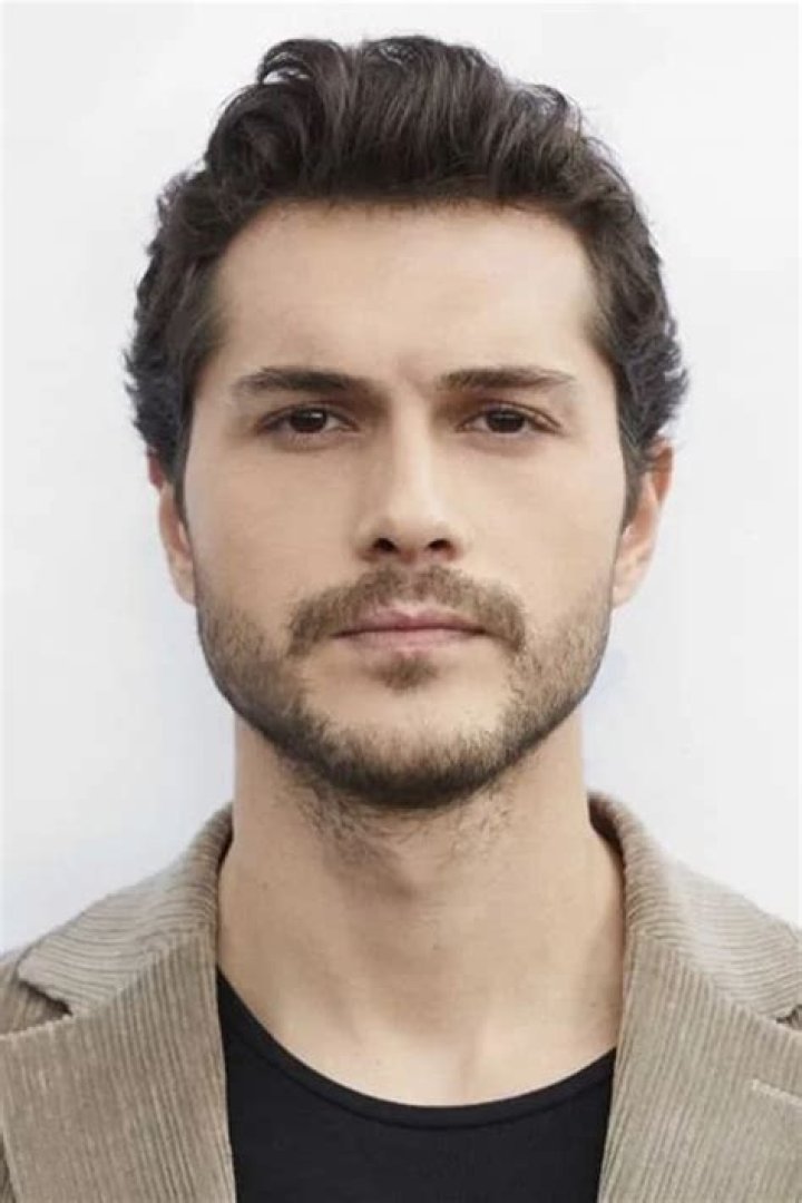 Alperen Duymaz Height, Weight, Age, Spouse, Biography, Facts