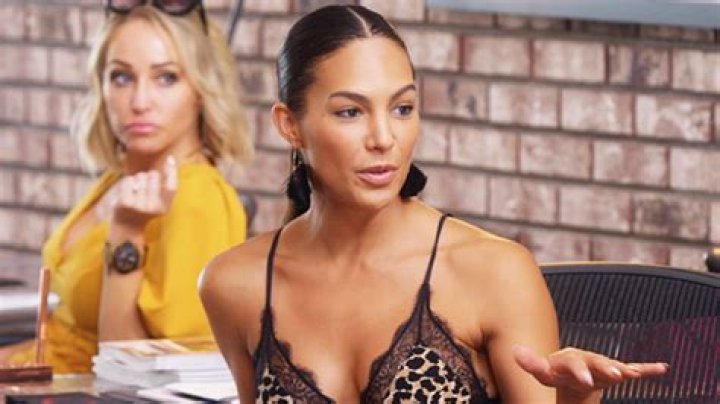 Amanza Smith Talks Drama In ‘Selling Sunset’ Season 6 (Exclusive) – Hollywood Life