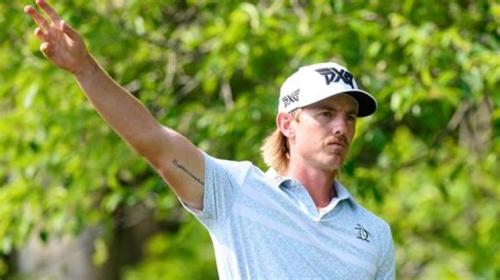 
Andrew Knapp Height, Weight, Net Worth, Age, Birthday, Wikipedia, Who, Nationality, Biography 