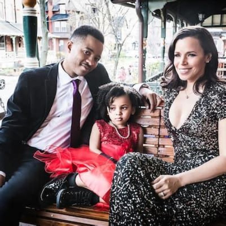 Anne-Marie Green Net Worth | Celebrity Net Worth