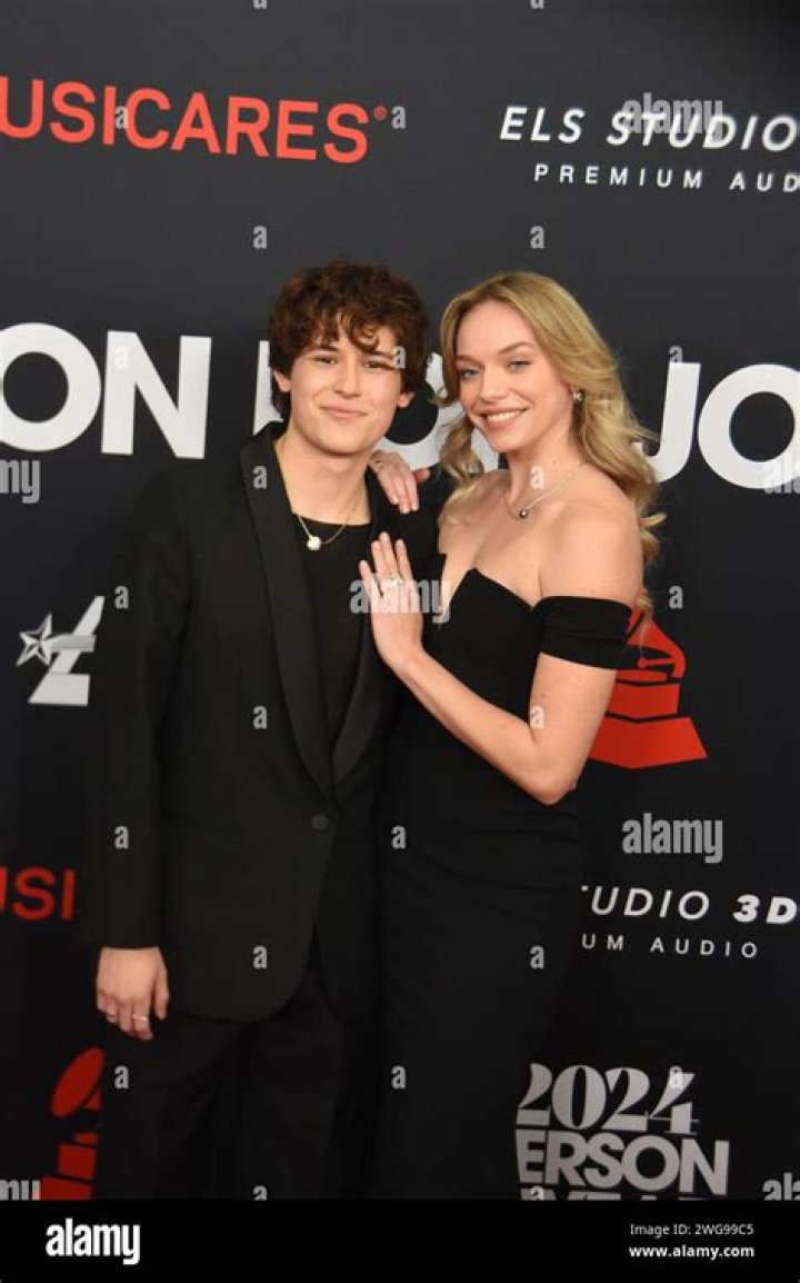 Ari Elkins (tiktokstar) Wiki,Age,Birthday,Biography,Height,Net Worth ..