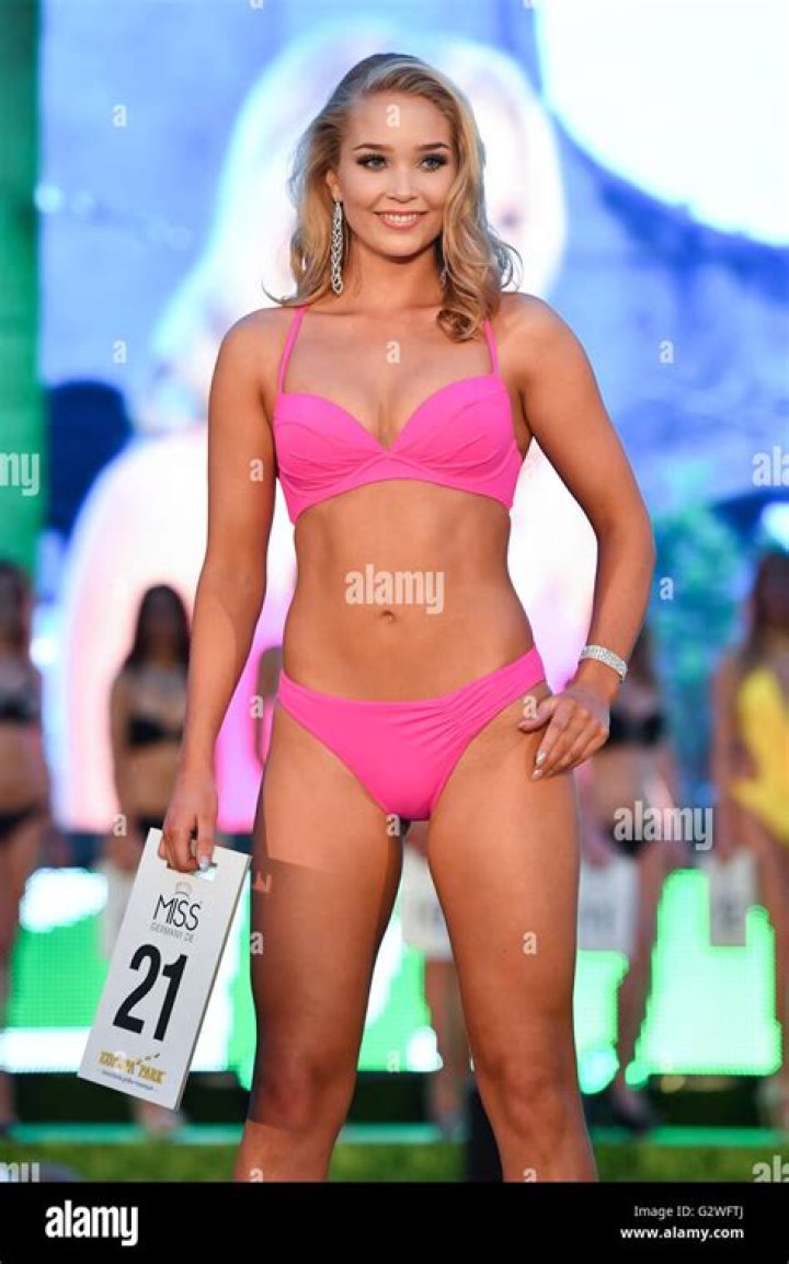 Arna Ýr Jónsdóttir Height, Weight, Age, Body Statistics