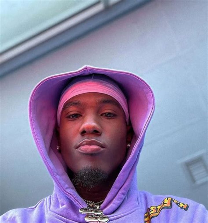 B. Smyth - Bio, Age, Wiki, Facts and Family