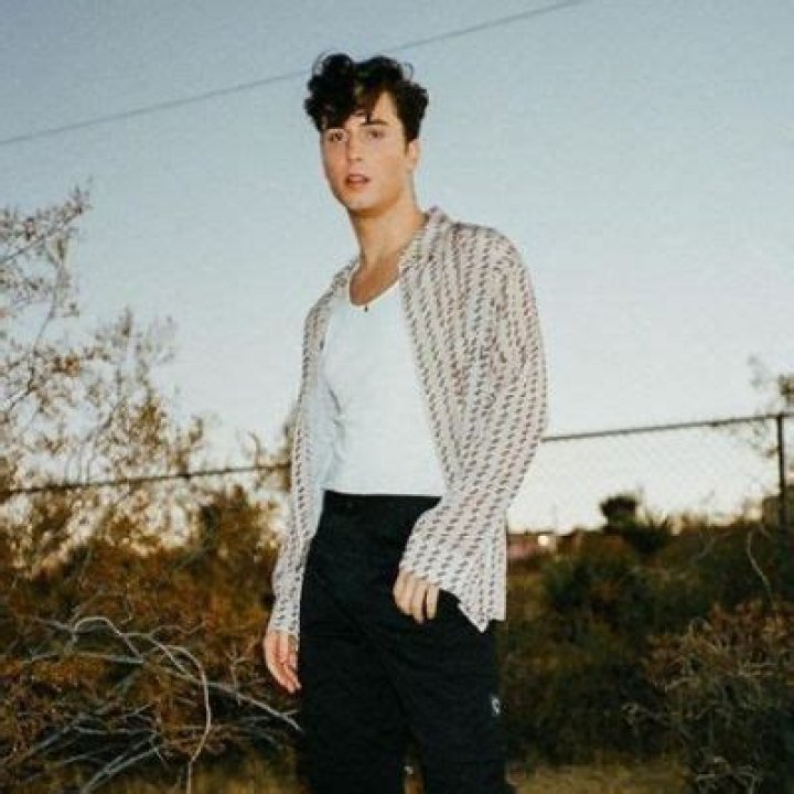 Benito Skinner Net Worth | Celebrity Net Worth