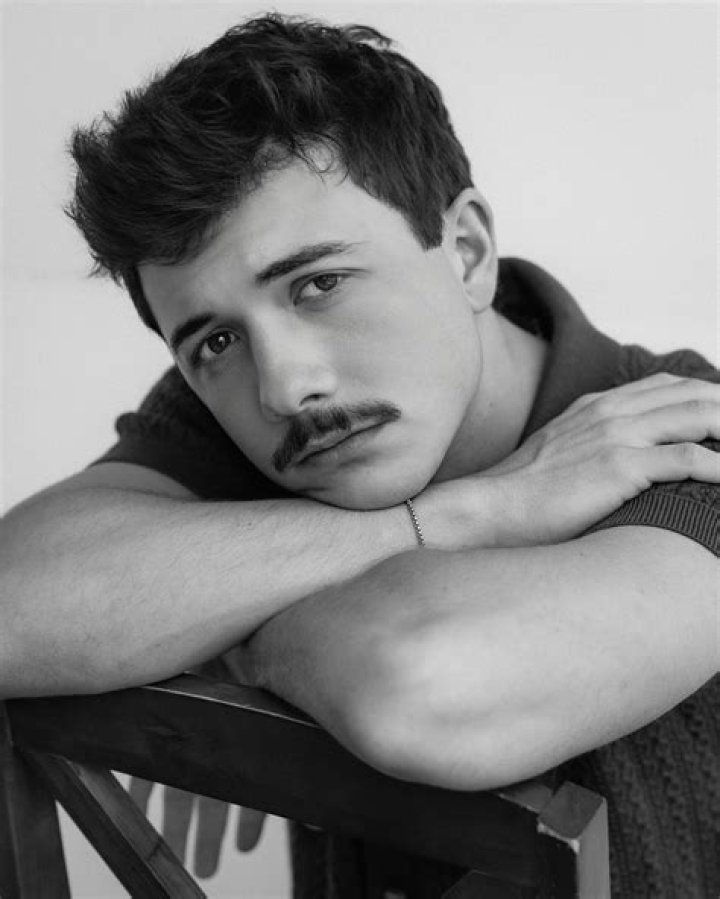 BRADLEY STEVEN PERRY, JAKE SHORT, PARIS BERELC, DOUGLAS TAIT – Celeb Secrets