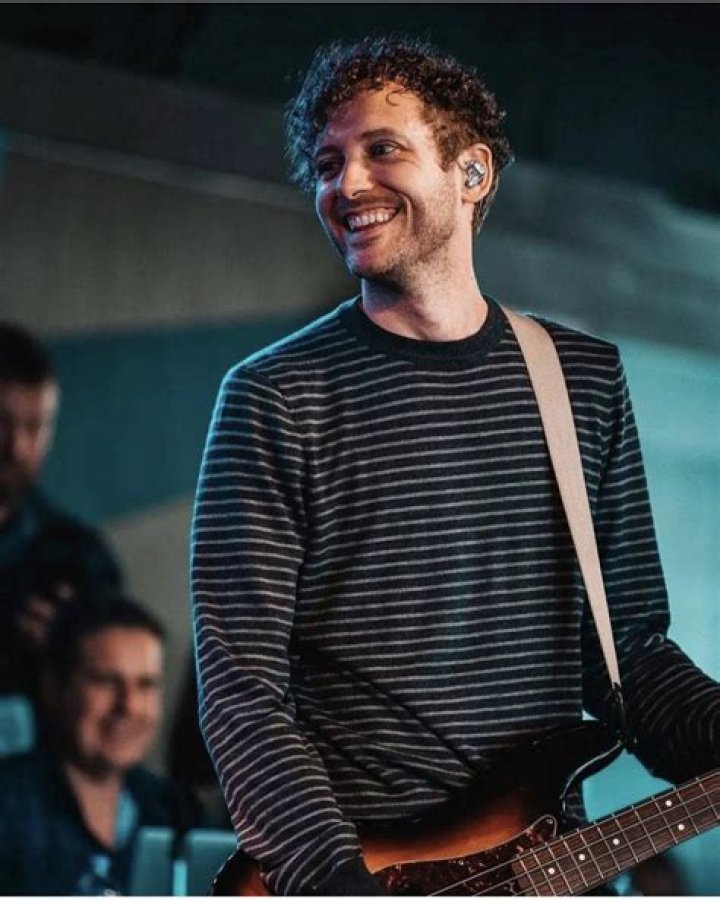 Brent Kutzle Height, Weight, Age, Body Statistics