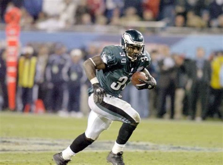 Brian Westbrook - Bio, Age, net worth, height, Wiki, Facts and Family