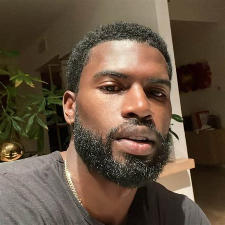 Broderick Hunter - Bio, Age, Wiki, Facts and Family