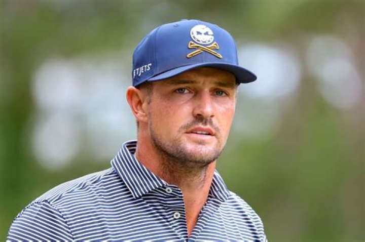 Bryson DeChambeau Career Earnings and Net worth in 2020; Who is his Girlfriend? His Affair, Relationship, Career stats, Family, and More