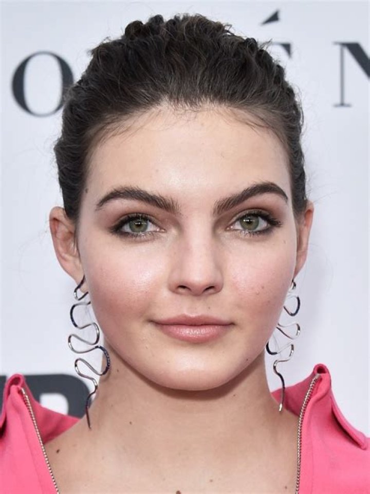 Camren Bicondova Height, Weight, Age, Boyfriend, Family, Biography