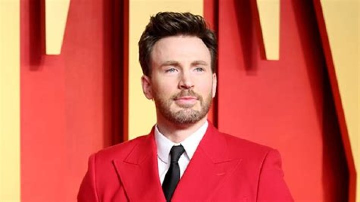 Chris Evans Addresses Controversy Surrounding False Claims He Signed a Bomb