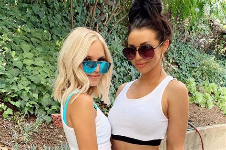 
Cortney van Olphen – Scheana Shay’s Sister Age And Instagram Photos 