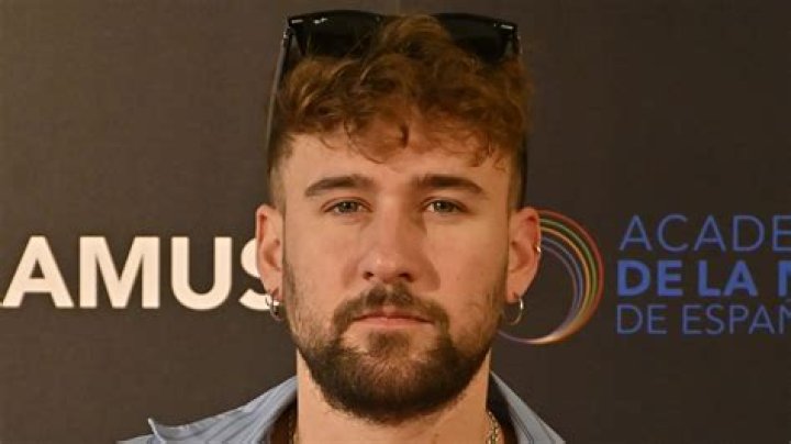 Hire Dani Fernandez For an Appearance at Events or Keynote Speaker Bookings.