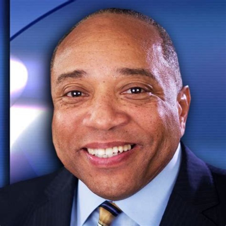 David Gregory - Bio, Age, net worth, height, Wiki, Facts and Family