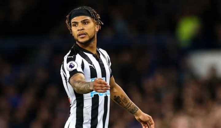DeAndre Yedlin, Bio, Wife, Children, Stats, Wiki, Salary, Net Worth, World Cup, Transfer, Career, Market Value, Instagram