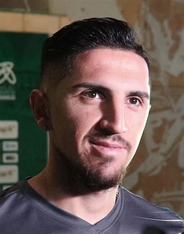 Diego Valdes Bio, Age, Net Worth, Salary, Market Value, Stats, & Girlfriend