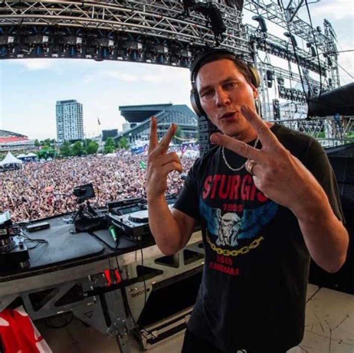 DJ Tiesto Net Worth | Celebrity Net Worth