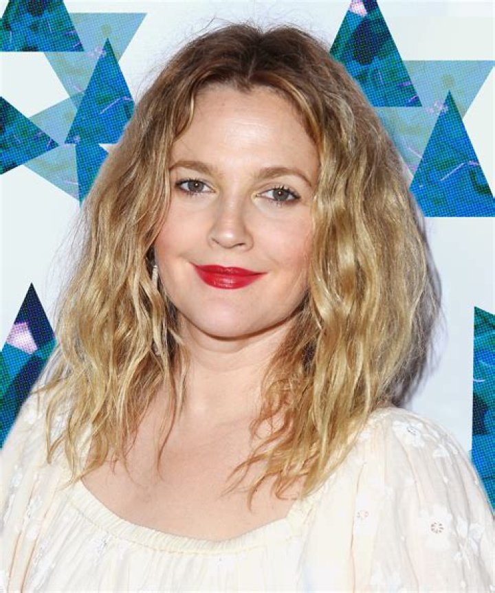 Drew Barrymore Shares Stunning New Makeup-Free Selfie: A ‘Raw & Calm’ Moment — Photo