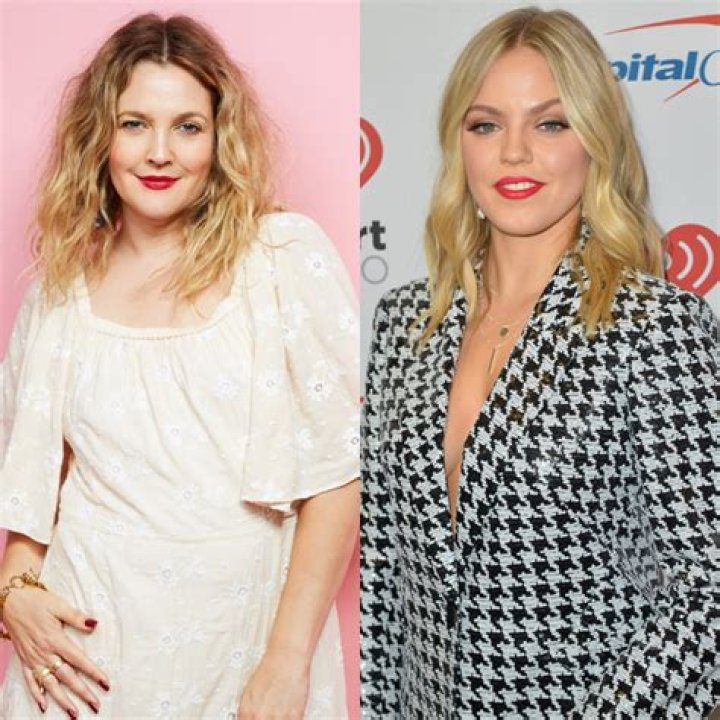 Drew Barrymore & Reneé Rapp Flee The Stage After A Fan Rushes At Them: Scary Video