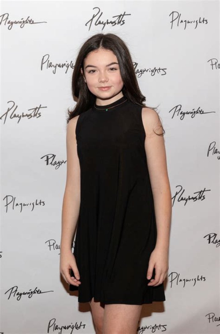 Ella Kennedy Davis – Celeb Secrets