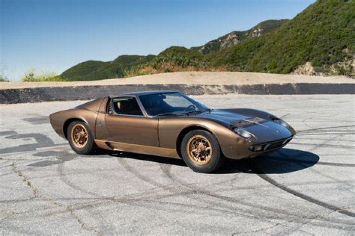 Extremely Rare Lamborghini Miura That Was Found In Barn Sells For $1.2 Million