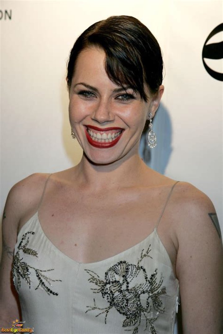 Fairuza Balk Height, Weight, Age, Family, Facts, Education, Biography
