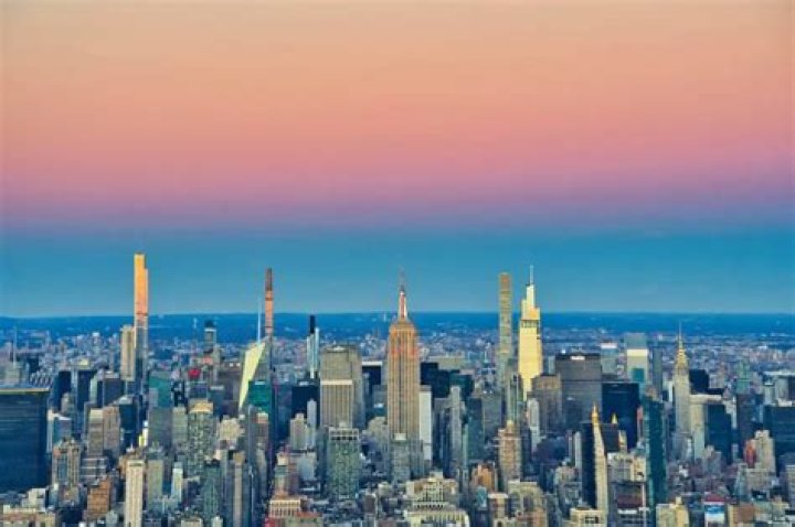 Why Is New York Called "The Big Apple"? The History of Cities' Nicknames