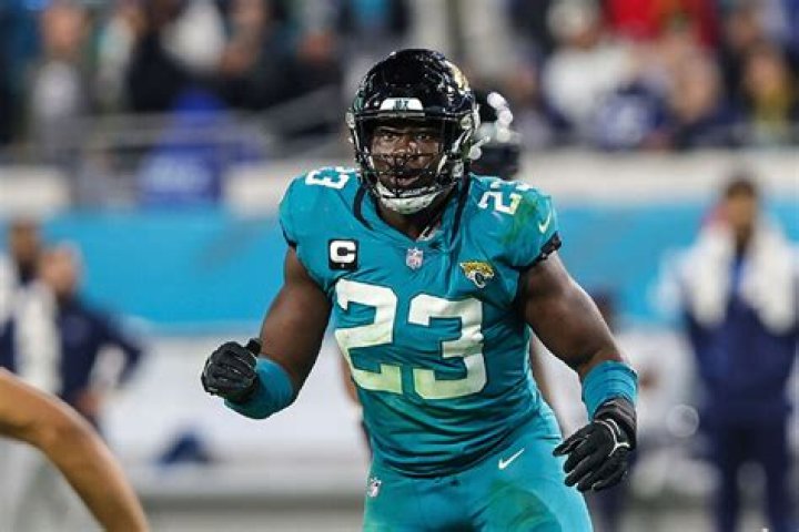 Foyesade Oluokun Biography-salary, net worth, contract, stats, married, relationship, girlfriend, rumor, age, family, nfl