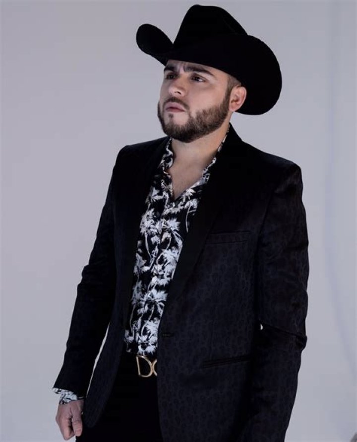Gerardo Ortiz - Bio, Age, net worth, Wiki, Facts and Family