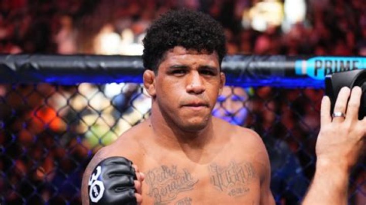 Gilbert Burns Biography- UFC Salary, Net worth, Married, Affair, Dating, Relationship, Children, Wife