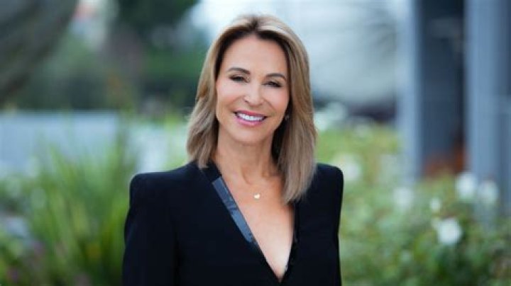 Giselle Fernandez, KTLA, Newscaster, Salary, net worth, career, personal life, married, husband's death, children, facts