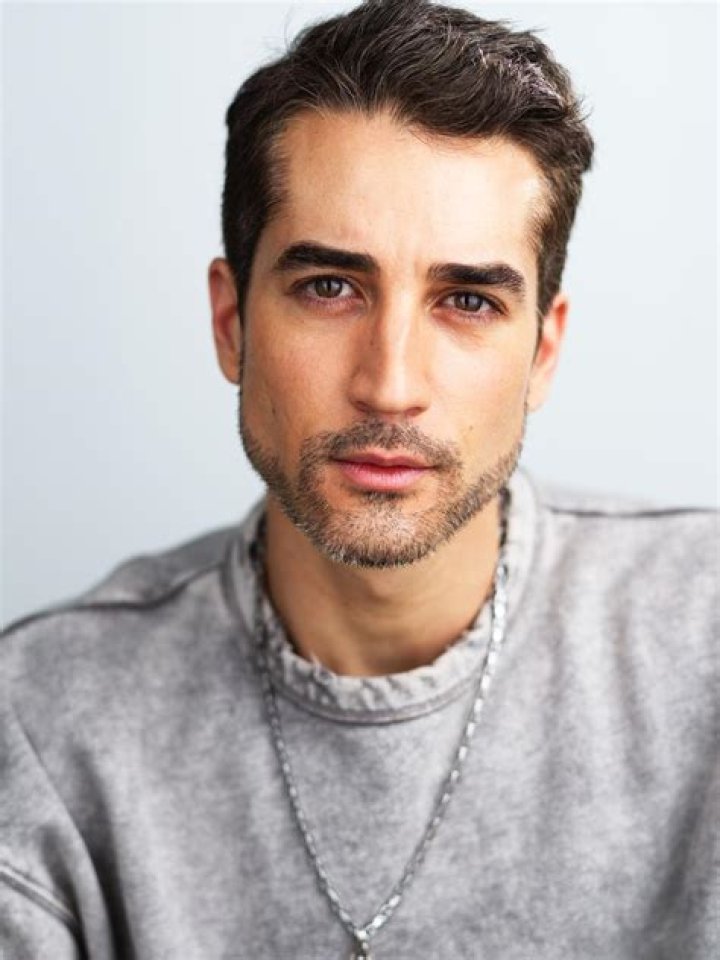 Gustavo Rojo - Bio, Age, siblings, Wiki, Facts and Family