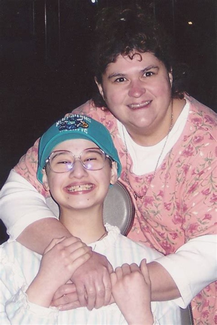 Gypsy Rose Blanchard Was Told She Could Get Pregnant By Kissing a Guy – Hollywood Life