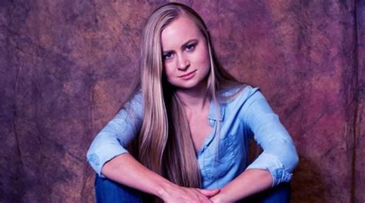 Hillary Klug age, Wikipedia, Biography.