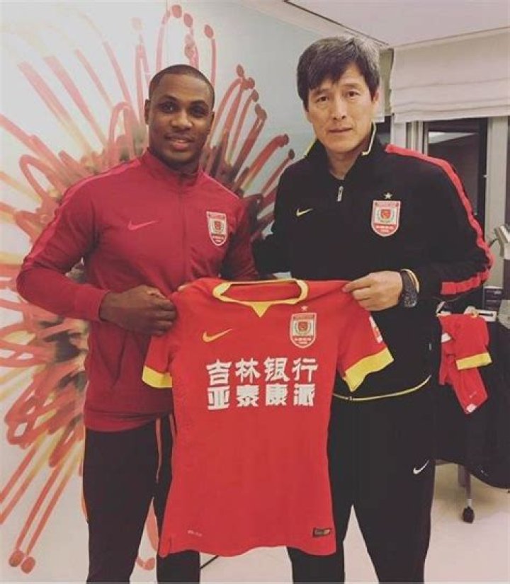 
How Rich is soccer player Odion Ighalo? What is his Net Worth? Know his Awards, Property, & Career 