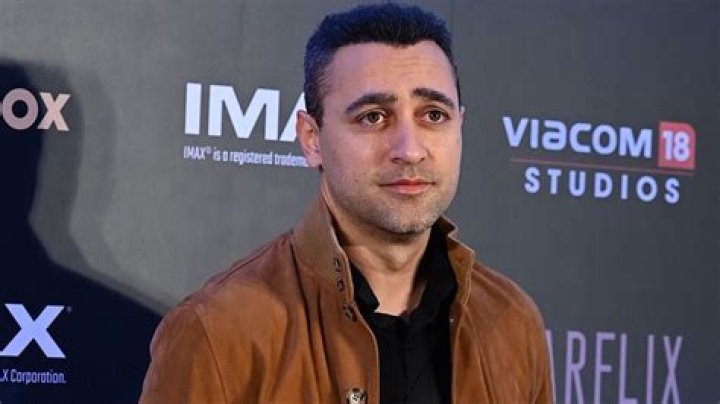 Imran Khan (Bollywood Actor) Height, Weight, Age, Family, Facts