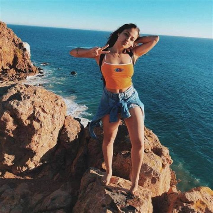 Inanna Sarkis — PICS