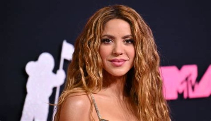 Is Shakira Spanish?