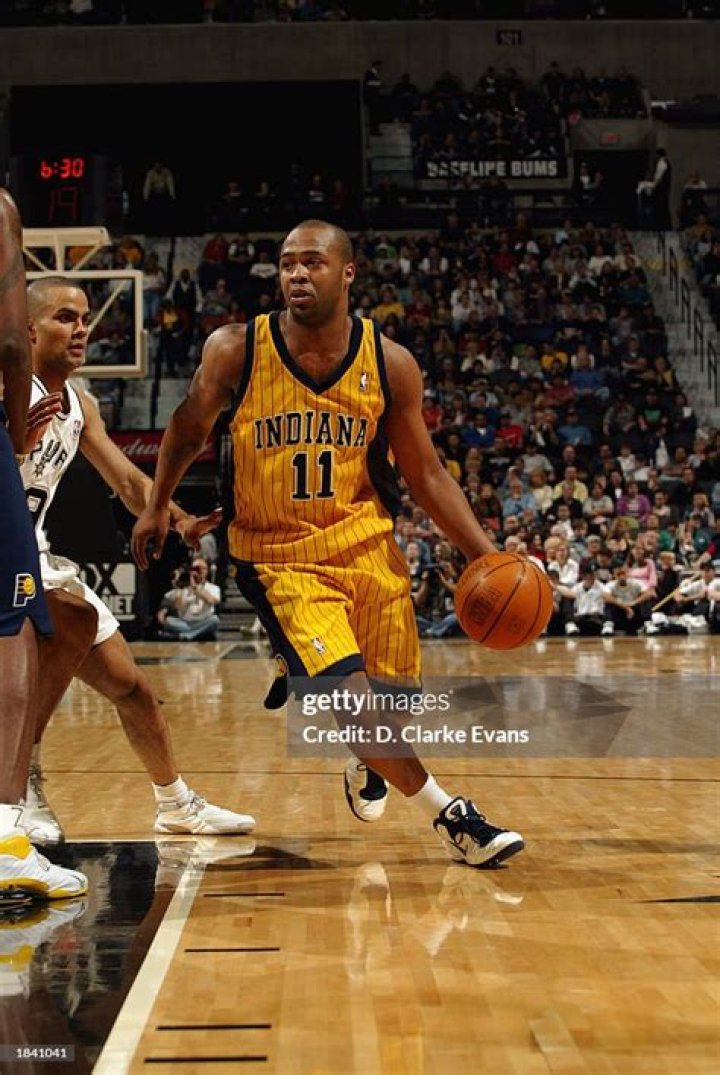 Jamaal Tinsley's Bio, Age, Net Worth, Career Earnings, Sponsors, Titles, NBA stats, Married Life and Children