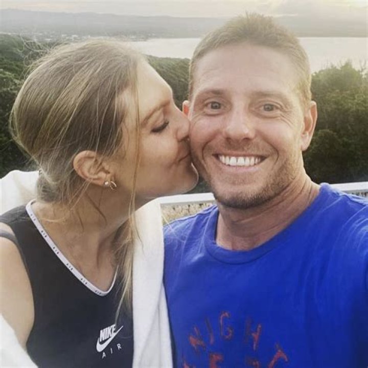 James Duckworth Tennis Career Earnings and Net worth (Bio, Age, Family, Affair, Girlfriend, Rakings)