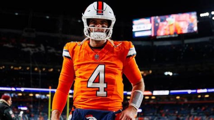 Jarrett Stidham Height, Weight, Family, Spouse, Education, Biography