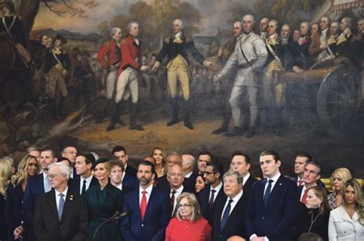 Does Jeff Bezos Own The Washington Post?