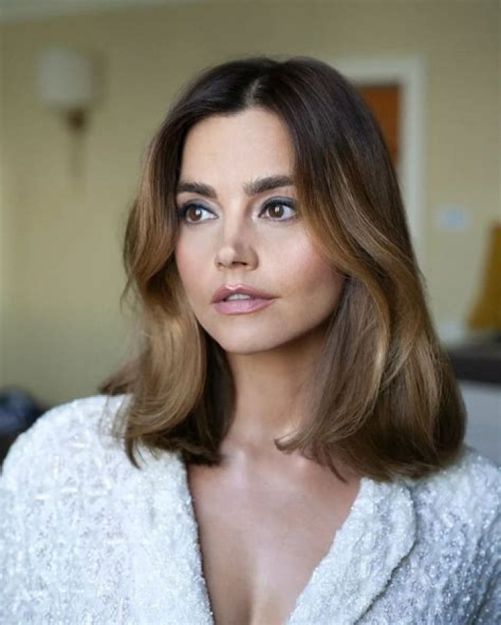 Jenna Coleman Height, Weight, Age, Boyfriend, Family, Facts, Biography