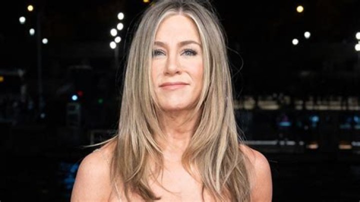 Jennifer Aniston Shows Off Her Grueling Workout in New Video: ‘Just Gotta Do It’