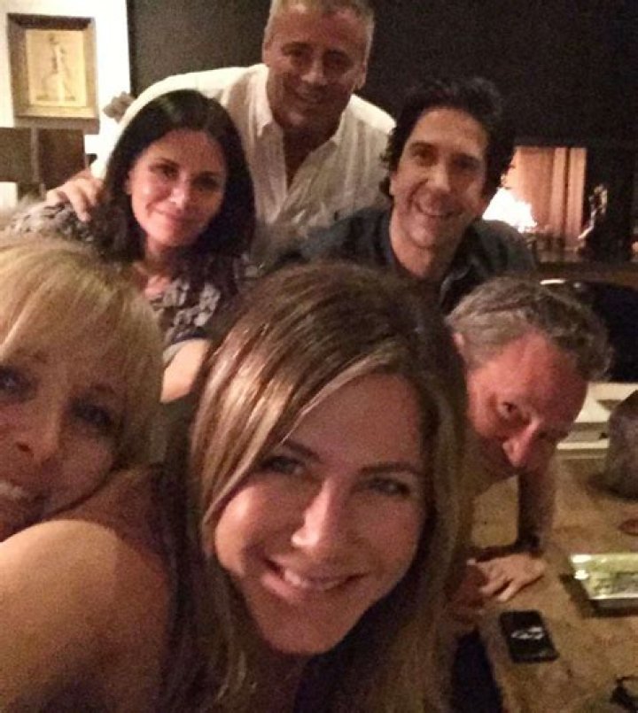 Shares ‘Friends’ Reunion Behind-The-Scenes Pics – Hollywood Life